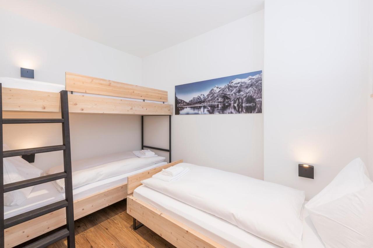 Randolins Familienresort Сейнт Мориц Екстериор снимка