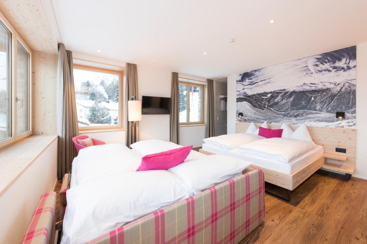 Randolins Familienresort Сейнт Мориц Екстериор снимка