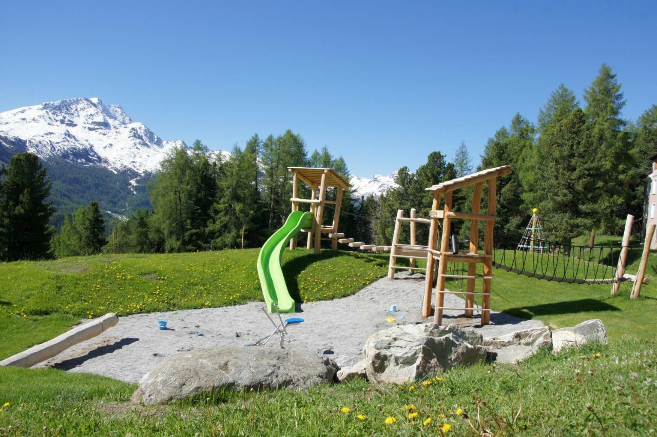 Randolins Familienresort Сейнт Мориц Екстериор снимка